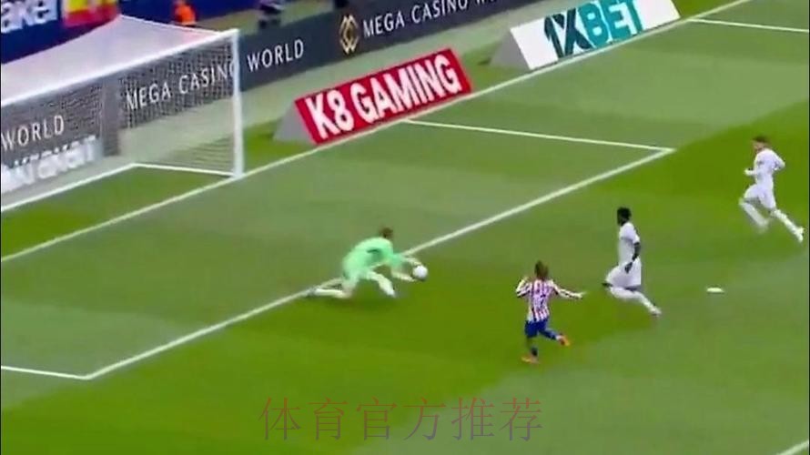 记者:马赛后卫阿格德头部遭撞击 无缘出战皇马 记者:马赛后卫阿格德头部遭撞击 无缘出战皇马